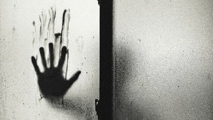 Muž dobodal na smrť svoje tri dcéry (†4, 10, 11)