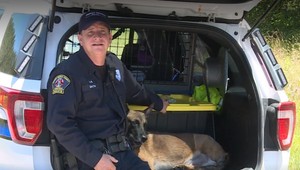 VIDEO: Po cvičnom zásahu mu museli amputovať nohu. Chase sa teraz opäť vrátil do akcie