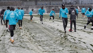 Najprv sa zo snehu tešili, potom naň Real hromžil