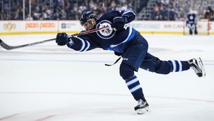Winnipeg otočil z 0:4 na 5:4, Laine s hetrikom