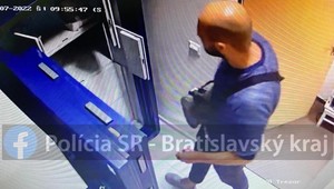 Polícia pátra po páchateľoch lúpežného prepadnutia banky. Môžu byť ozbrojení