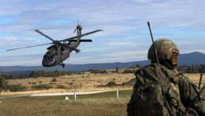 FOTO: Stovky vojakov obsadili Lešť. Na cvičenie Slovenský štít prišli až z USA