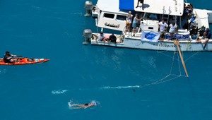 Diana Nyad (65) ako prvá preplávala z Kuby na Floridu