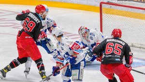 Českí extraligisti nemôžu ani trénovať. Poberú sa zrejme do Poľska