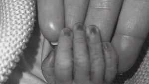 Príšerná tragédia televíznej hviezdy! Dva dni po pôrode jej zomrela dcérka, krátko predtým expartner!