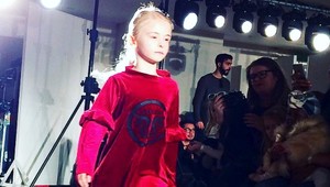 Na New York Fashion Weeku zabodovala malá modelka: Úžasné, čo dokázala!