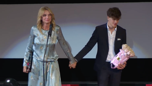 Jediný syn Chýlkovej a Krausa ušiel z Česka! Herečka vôbec netuší čo robí!