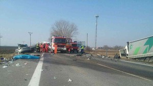 Pri Galante sa zrazili autá s kamiónom, zomrel 24-ročný vodič