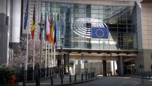 Brexit možno nebude, vyhlásil v Európskom parlamente najstarší britský europoslanec