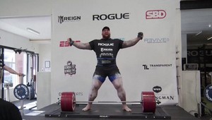 Svalnáč zo seriálu Hry o tróny pokoril svetový rekord: Zdvihol neuveriteľných 501 kilogramov!