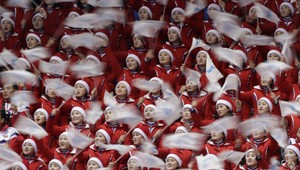 Bývalá armádna hudobníčka z KĽDR: Roztlieskavačky sú v skutočnosti sexuálne otrokyne