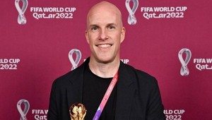 Počas zápasu Holandsko - Argentína zomrel novinár. Dostal kolaps