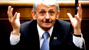 SDKÚ-DS vylúčili európski ľudovci zo svojich radov