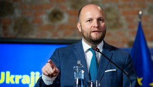 Internetom koluje hoax o vyslaní slovenských vojakov na Ukrajinu. Vyvrátil ho minister Naď