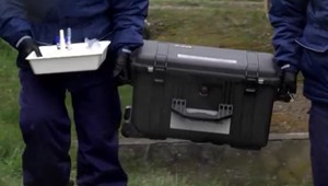 NAKA zasahovala na východe Slovenska v dome muža, ktorý je podozrivý z výroby výbušnín