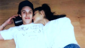 Je z nej vydatá žena! Hviezdna speváčka sa po 16 mesiacoch vzťahu v tajnosti vydala!