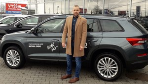 Moderátor Michal Sabo je novou tvárou AAA AUTO na sociálnych sieťach