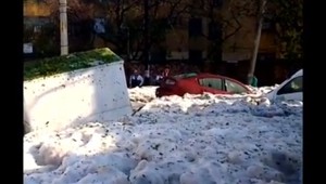 VIDEO: Ulice mexického mesta zostali pod ľadom