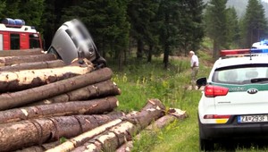 Nehoda pri Čičmanoch si vyžiadala smrť 63-ročnej vodičky
