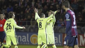 Iniestov sladký gólový návrat! Nechytateľný gól Huesce