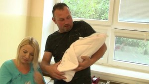 Otcovia môžu žiadať o otcovské a zjednodušilo sa aj uplatňovanie materského