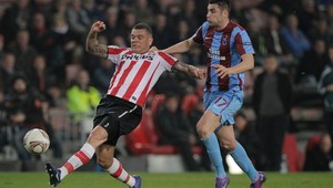 EL: Prekvapujúce prehry manchesterských tímov