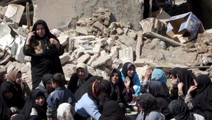 Silné zemetrasenia v Iráne! 250 mŕtvych, tisícky zranených