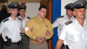 Bossovia si robia zle aj vo väzení. Černák píše z basy