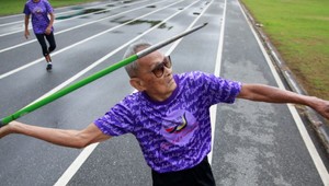 Storočný deduško prekonal športový rekord. Prezradil recept na šťastný život