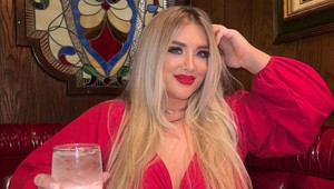 Nosí veľkosť XL a muži sa idú za ňou zblázniť: Toto je jej tajomstvo!