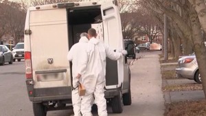 Šesťnásobná vražda: Študent dobodal matku a jej malé deti