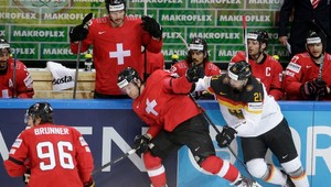 Hollenstein hrdinom Švajčiarov. Proti Nemcom stačil jediný gól