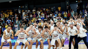 Bronzová basketbalová osemnástka postúpila medzi európsku elitu