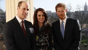 Britskí princovia prehovorili o matke, Kate o dieťati