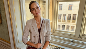 Top farba jesene, ktorá je všade: Ivana vám ukáže, ako ju nosiť!