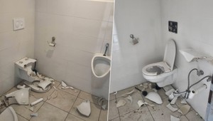 Futbalový klub sprístupnil počas slávností toalety, TOTO je výsledok vandalov