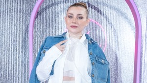 Pamätáte si štýlovú Martu z Maniačok? Fanúšikom sa ukázala polonahá v šteklivých pózach!