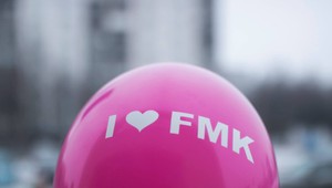 Traja študenti z Trnavy vrátili ocenenie. Nepáči sa im prítomnosť Rostása