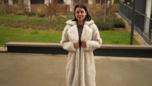 Nečakaný návštevník zdvihol Dianu v Bez servítky zo stoličky: Panický atak a útek od stola!