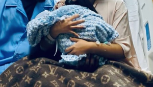 Namiesto rozvodu tehotenstvo! A bábo hviezdneho páru je už aj na svete!