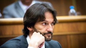 Dva protesty za odvolanie Kaliňáka. Jeden je v Bratislave, druhý v Košiciach