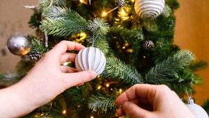 Z jej vianočného stromčeka sú ľudia nadšení! Vyzerá luxusne, no ozdoby sú za pár drobných