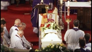 Biskupovi Balážovi (†70) prišli dať posledné zbohom tisícky veriacich