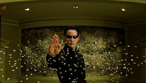 Nemusíme im veriť, ale dokážu nás pobaviť: Toto je 5 najšialenejších konšpiračných teórií o známych osobnostiach