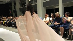 Nová hviezda New York Fashion Week: Keď vyšla na mólo, všetkým vyrazila dych