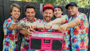 Veselo s Mirom Jarošom a kapelou. Od prvej pesničky do VARU!