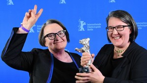 Katarzyna Adamik dokazuje, že nie je len dcérou slávnej Agnieszky Holland, ale ide vlastnou cestou