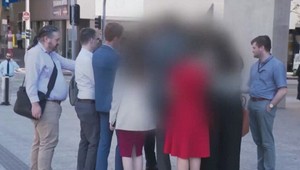 Muž sa priznal k 307 prípadom násilia na deťoch, vrátane znásilnení