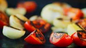 Jednoduché suroviny, no výsledok ako z drahej reštaurácie: Tento recept zo zeleniny v Bez servítke bodoval