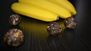 Miluješ banány? Skús rýchly raw dezert z ich sušenej verzie